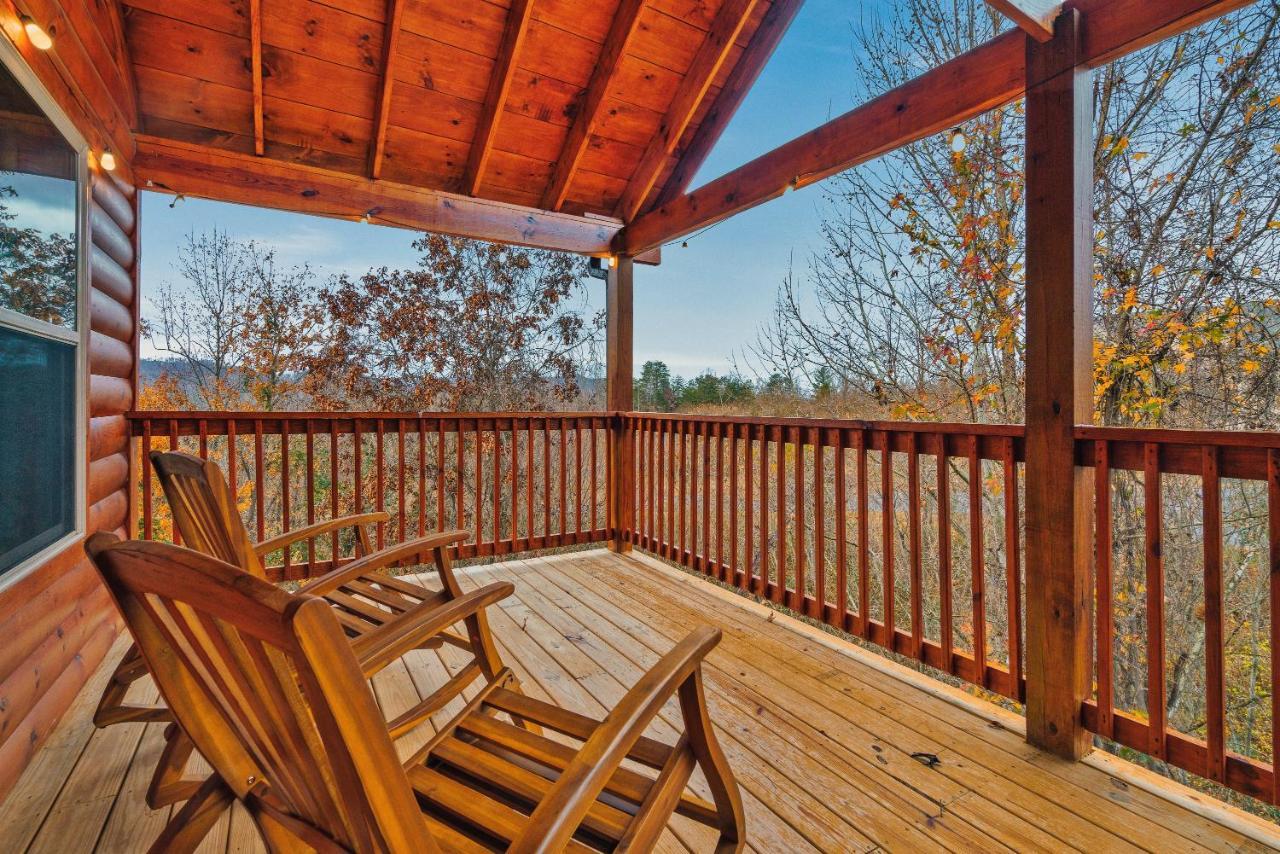 Mountains R Calling, Cozy Hideaway, King Beds, Hot-Tub, Arcade, Ev Ready Pigeon Forge Exterior photo