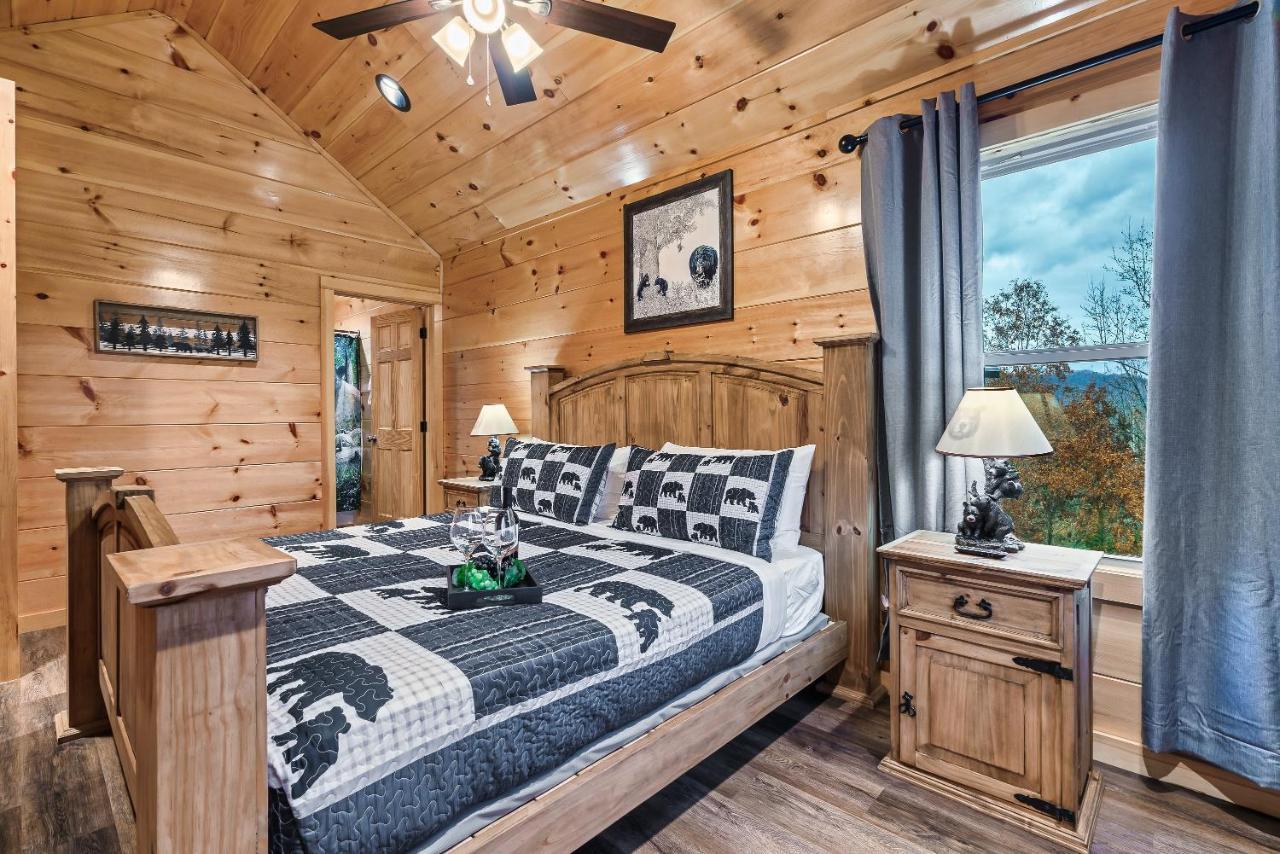 Mountains R Calling, Cozy Hideaway, King Beds, Hot-Tub, Arcade, Ev Ready Pigeon Forge Exterior photo